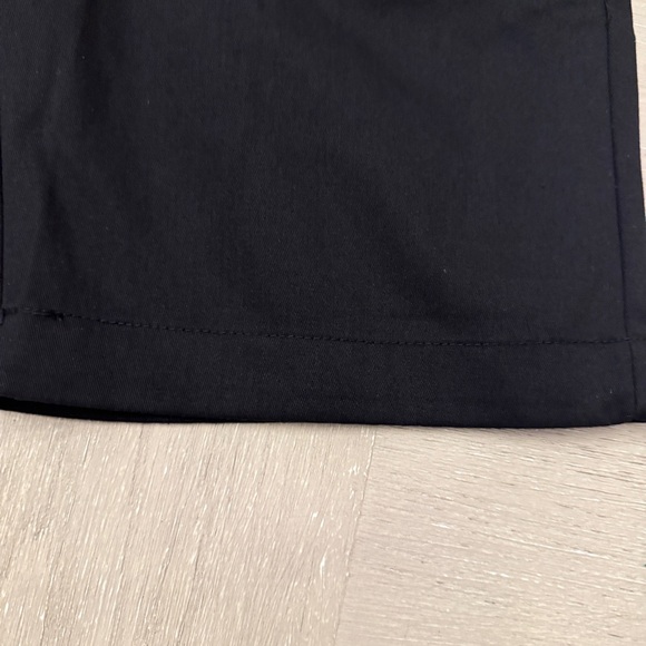 Volcom Boys 28 or size 16 Black Shorts for school - Picture 2 of 10
